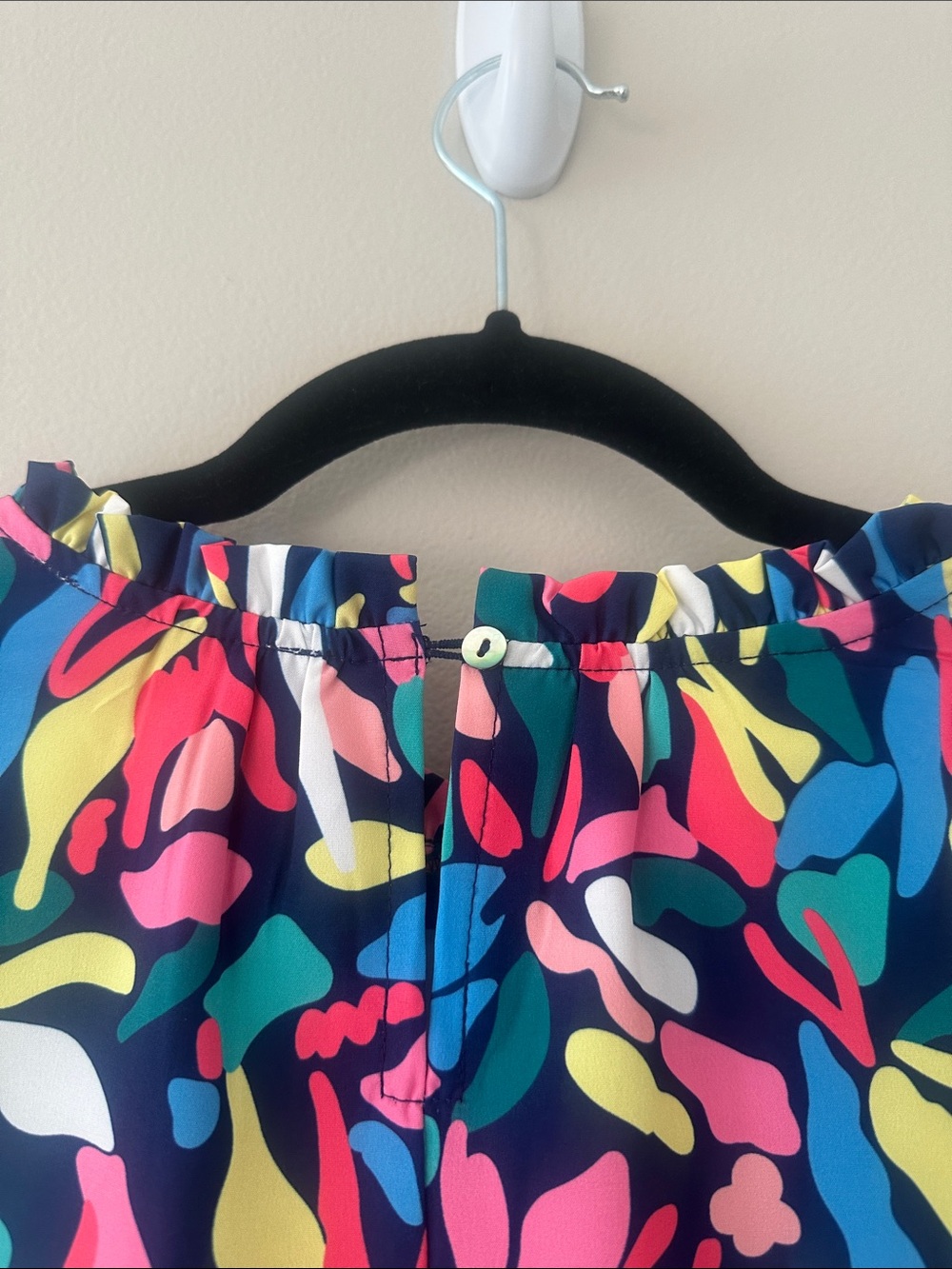 Michelle McDowell Women’s Multicolor Puff Short Sleeve Blouse Top Sz Medium - Picture 6 of 8